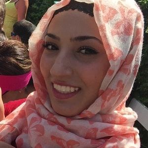 Meet your Posher, Ella